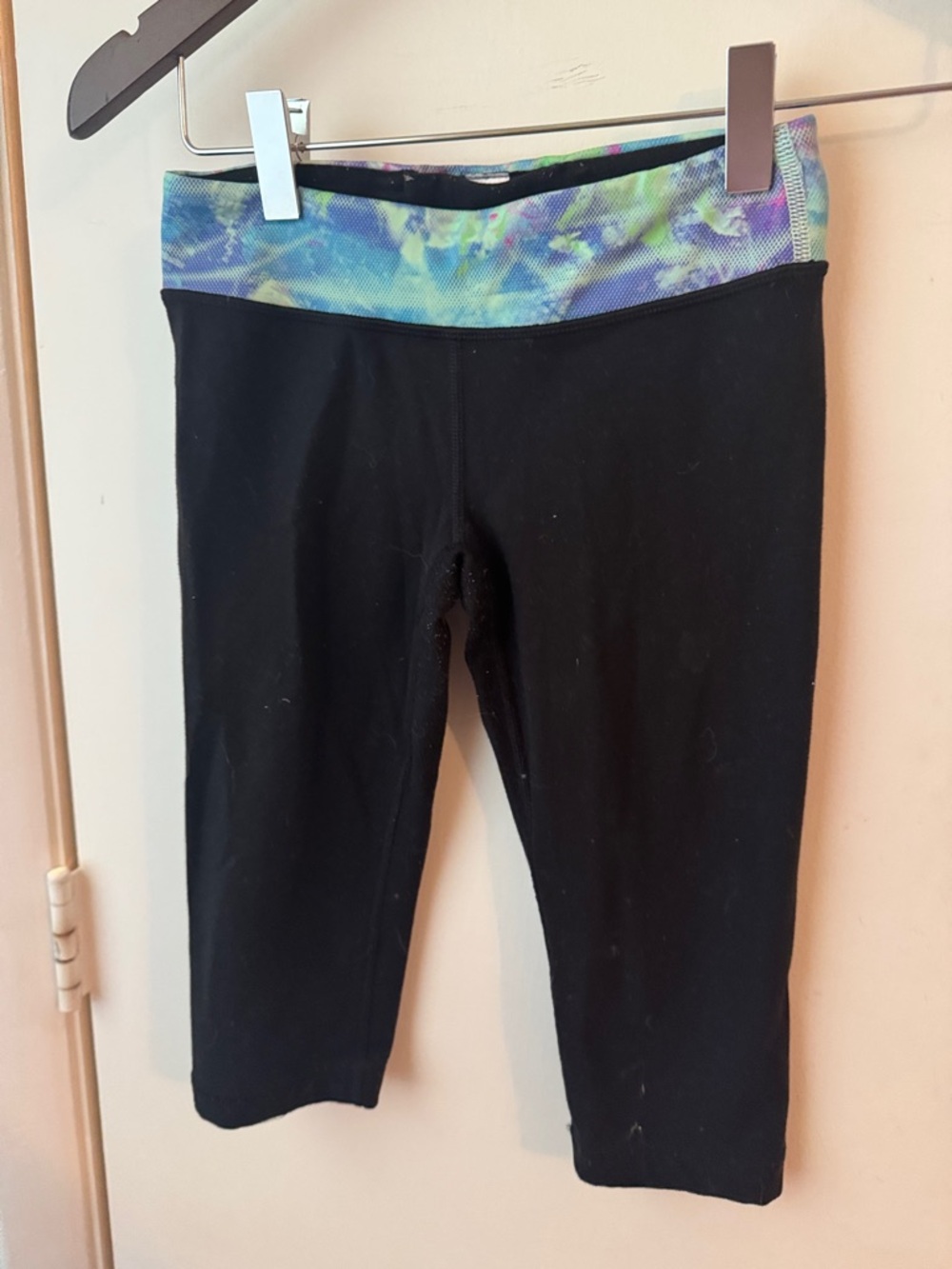 Ivivva Girls Black Cropped Leggings with Blue-Purple Tie-Dye Waistband